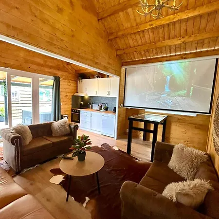 Prázdninový dům New Cozy With Jacuzzi And Cinema Near Amsterdam Vijfhuizen