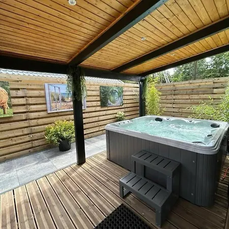 Cozy With Private Jacuzzi And Cinema Between Amsterdam Haarlem And Schiphol Airport Сasa de vacaciones *
