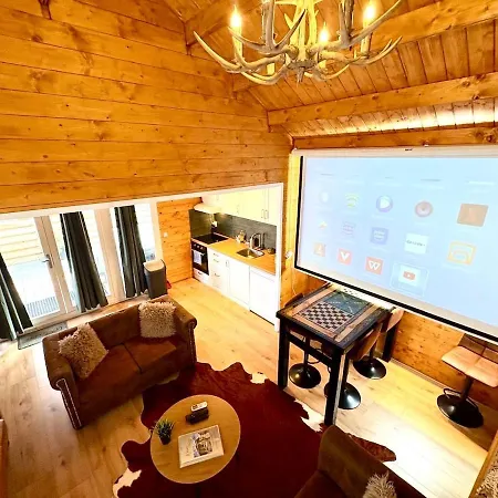 Cozy With Private Jacuzzi And Cinema Between Amsterdam Haarlem And Schiphol Airport * Vijfhuizen