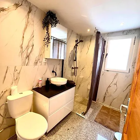 Cozy With Private Jacuzzi And Cinema Between Amsterdam Haarlem And Schiphol Airport Сasa de vacaciones *