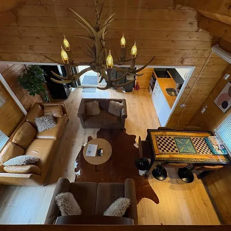 Сasa de vacaciones Cozy With Private Jacuzzi And Cinema Between Amsterdam Haarlem And Schiphol Airport
