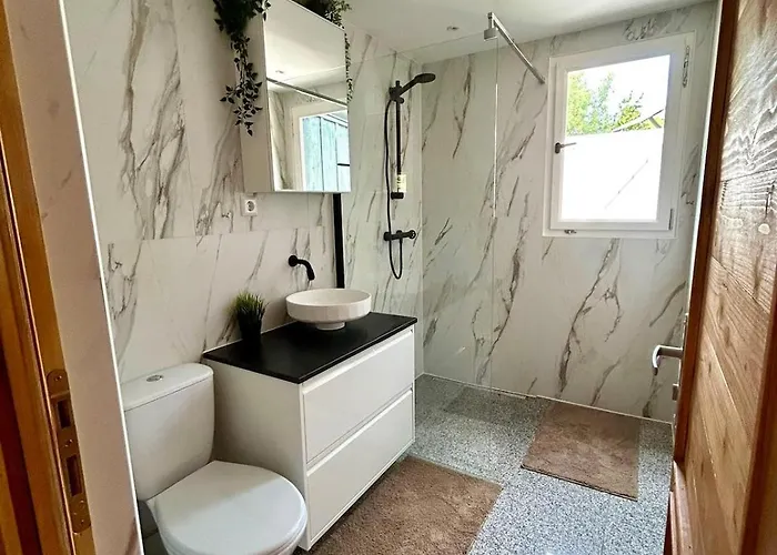 New Cozy With Jacuzzi And Cinema Near Amsterdam Holiday home