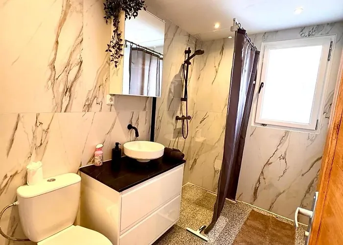 New Cozy With Jacuzzi And Cinema Near Amsterdam Holiday home *