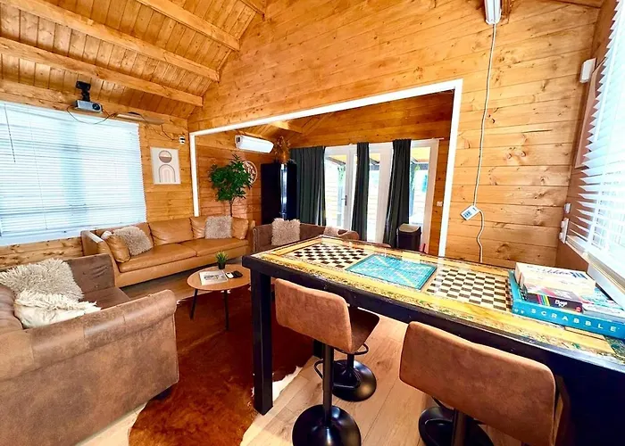 New Cozy With Jacuzzi And Cinema Near Amsterdam Holiday home Vijfhuizen