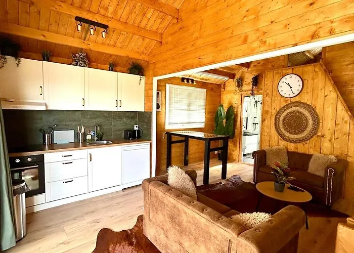 New Cozy With Jacuzzi And Cinema Near Amsterdam Holiday home *