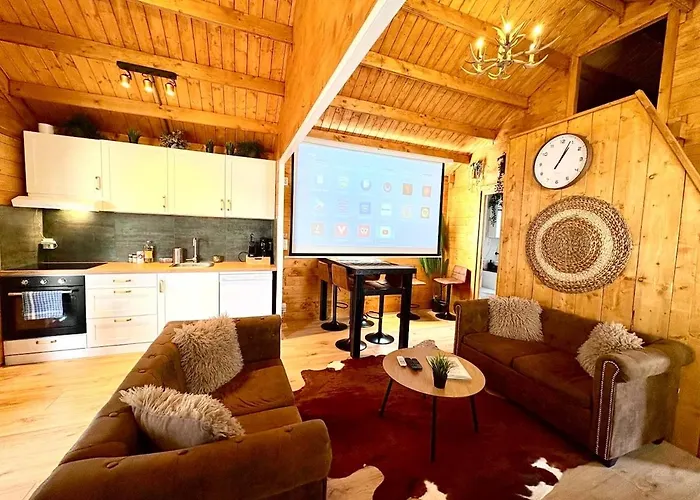 New Cozy With Jacuzzi And Cinema Near Amsterdam Holiday home